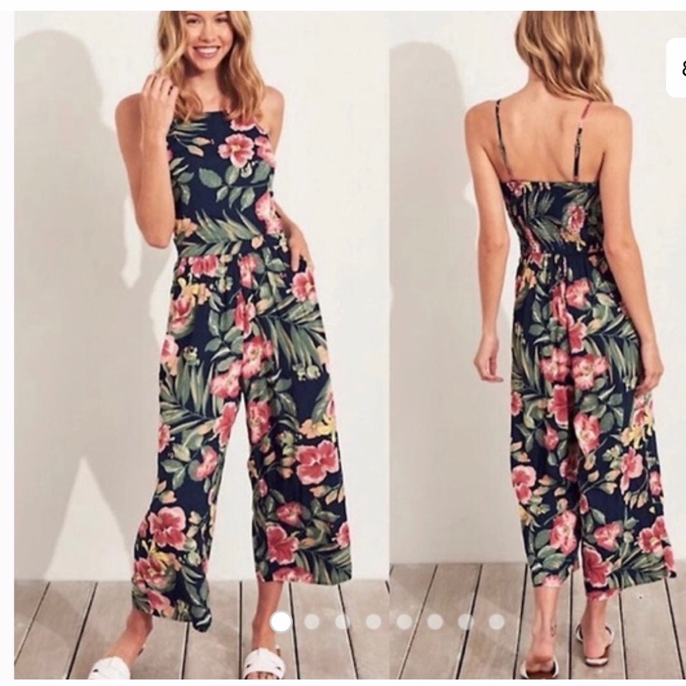 Hollister floral jumper (Large-Juniors)